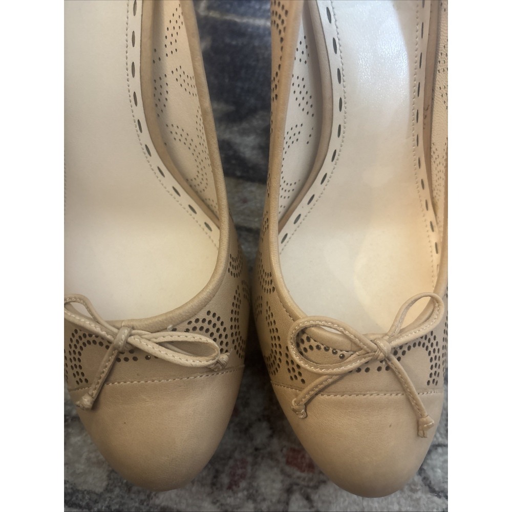 Coach Bethanie Sand Platform Pump - size 9 - Picture 2 of 8